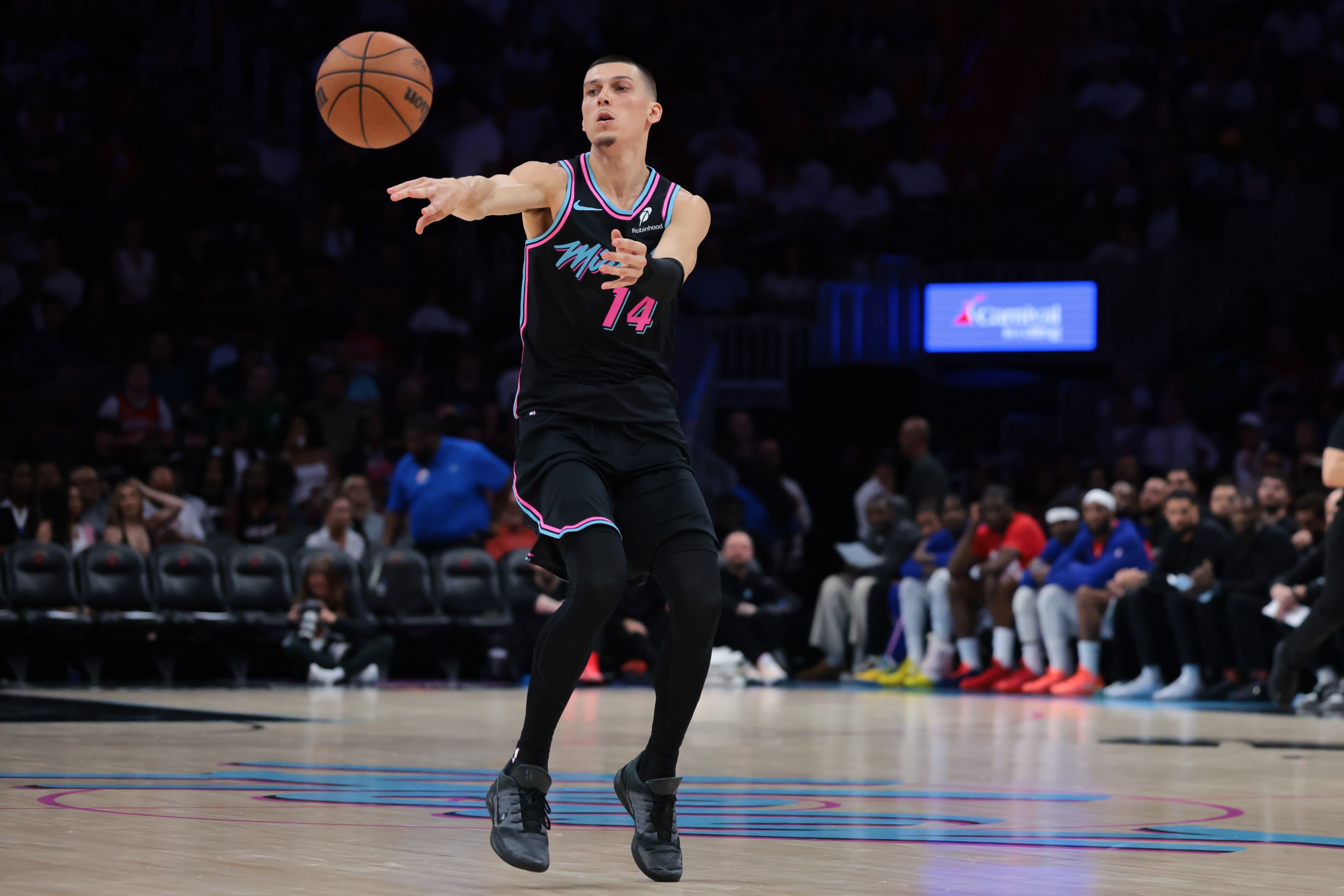 九游-热火迎战奇才 希罗&韦尔&维金斯&鲍威尔缺席比赛